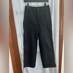 Uniqlo Women’s Black Cargo Pants